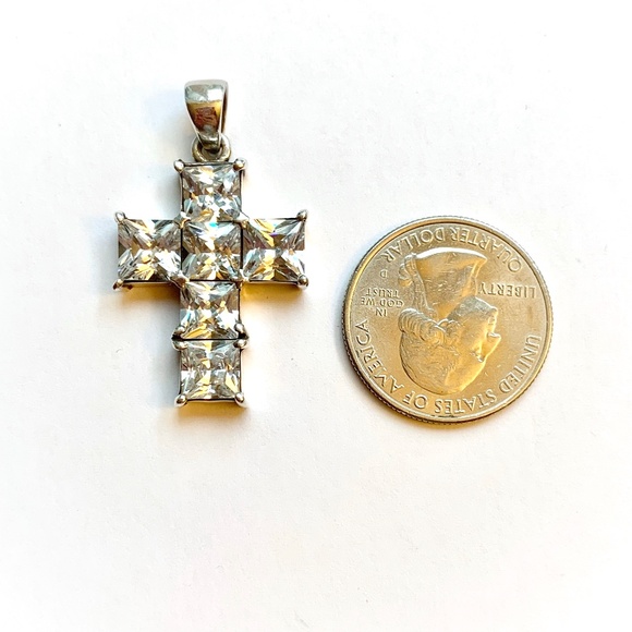 VTG Sterling Silver 925 Clear Square Cut Crystals Cross Pendant - Picture 8 of 8